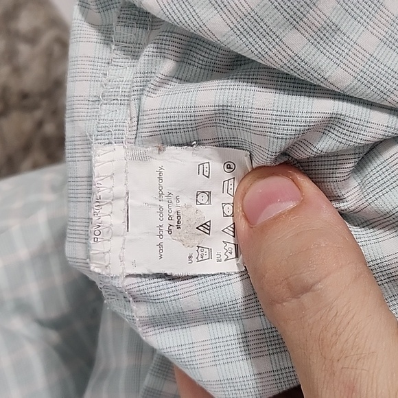 White and Light Blue Checkered Van Heusen Shirt. Regular fit. Size 15.5, 33/34 - Picture 7 of 7